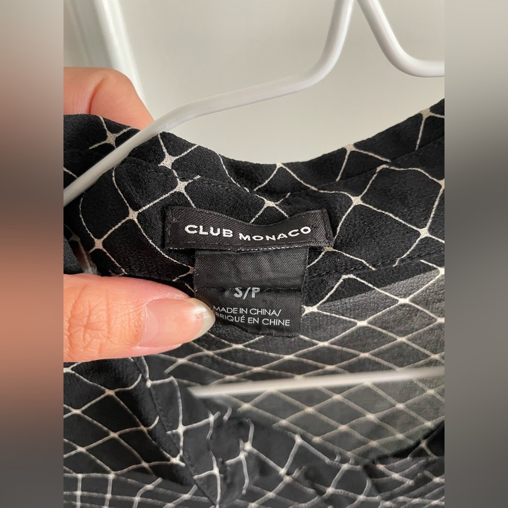 Club Monaco Black and White Grid women’s Shirt - Picture 4 of 5